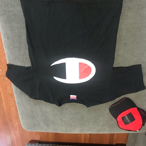Used Champion shirt - Picture 1 of 4
